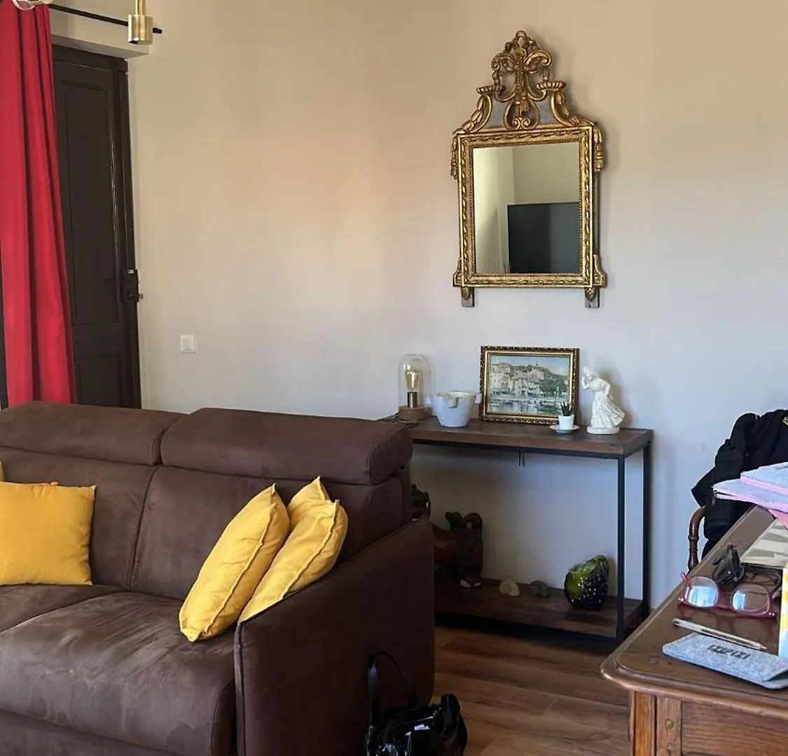 Cosy Corner Apartment Cassis